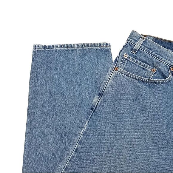 VINTAGE Levi's 505 Regular Tapered Light Wash Jean - Picture 4 of 9